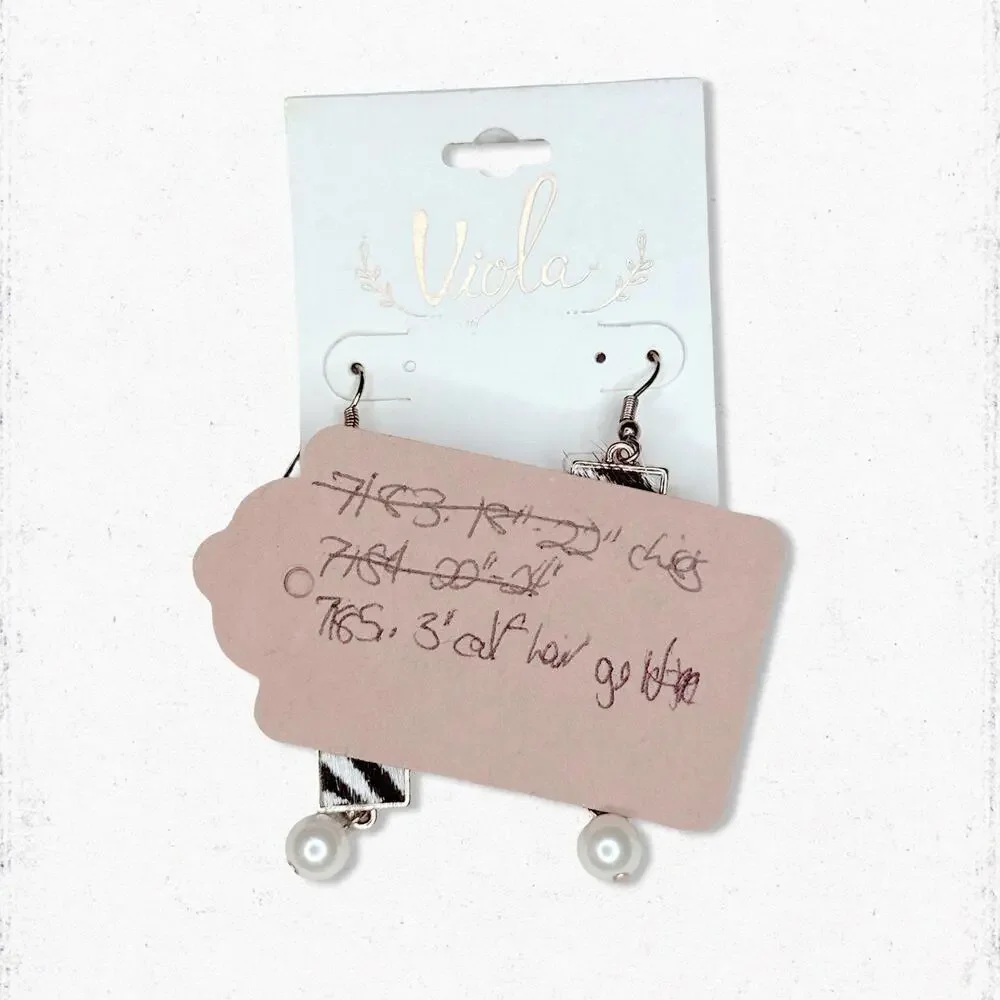 7185. Faux Zebra Goldtone Earrings